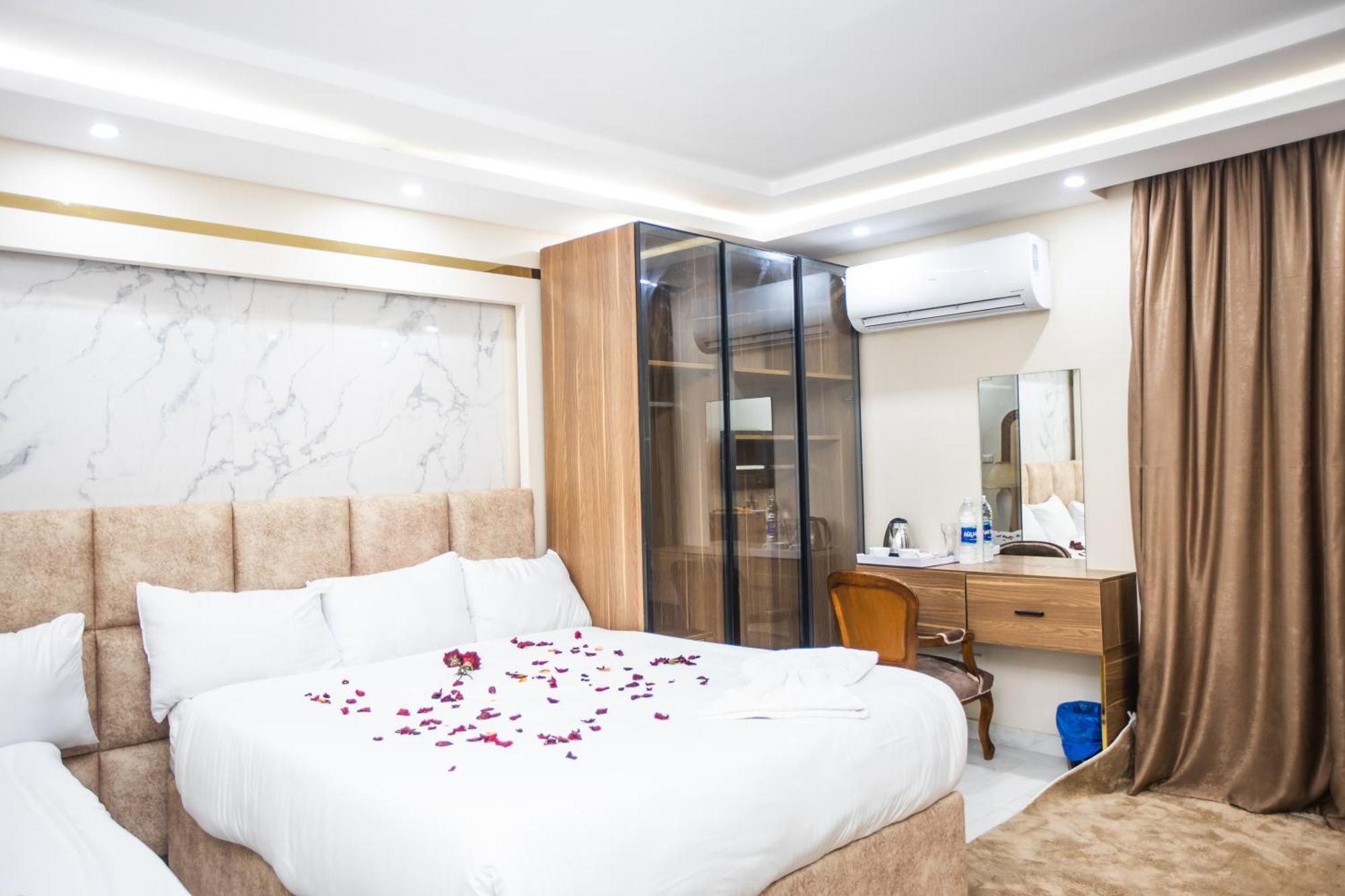 Comfort Giza Golden Al Kawm al Akhdar ภายนอก รูปภาพ